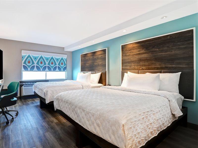 Tru By Hilton Edmonton Windermere Εξωτερικό φωτογραφία