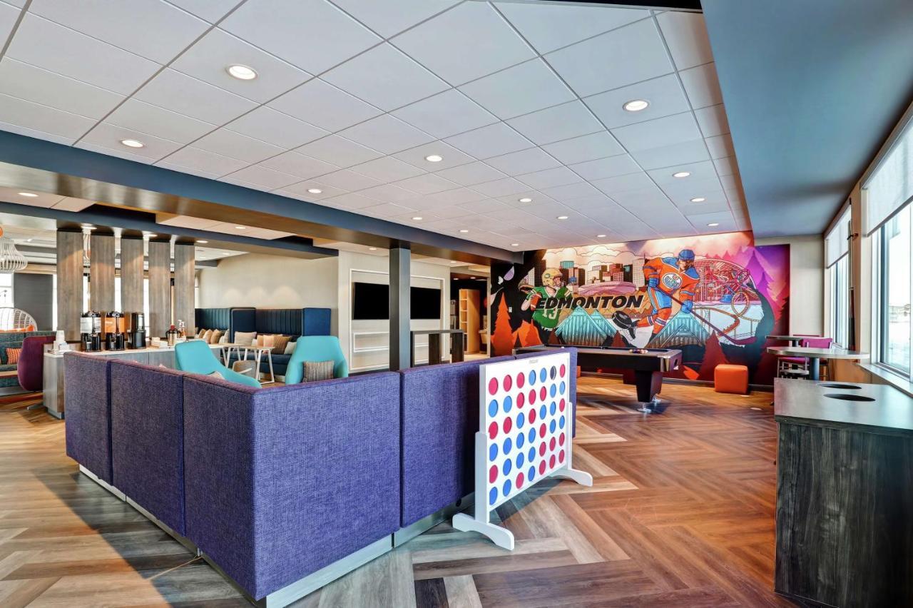 Tru By Hilton Edmonton Windermere Εξωτερικό φωτογραφία