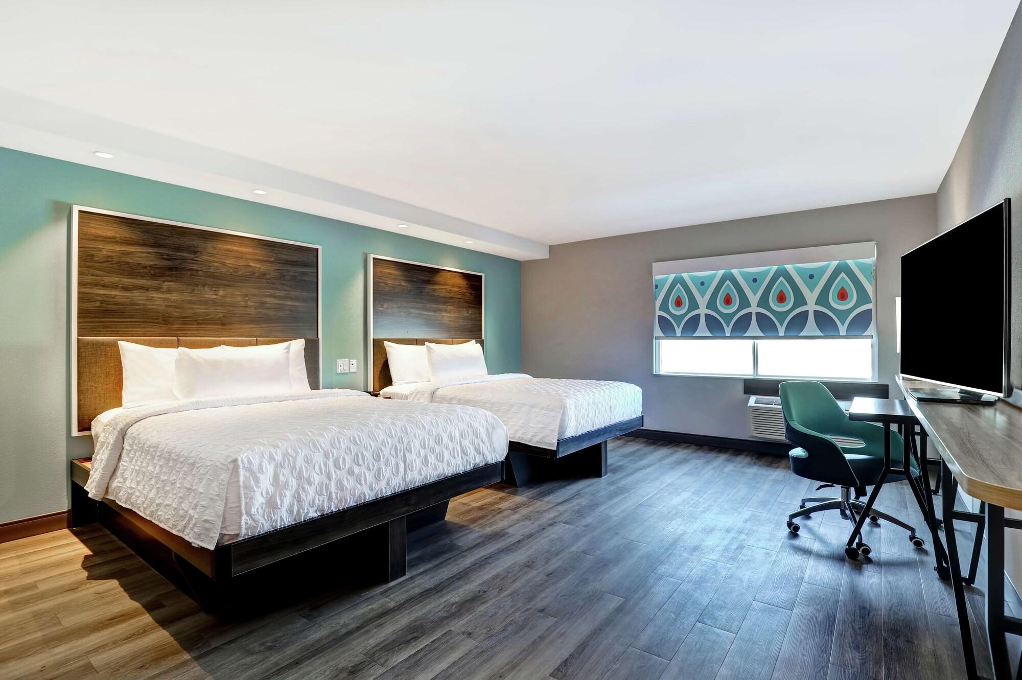 Tru By Hilton Edmonton Windermere Εξωτερικό φωτογραφία