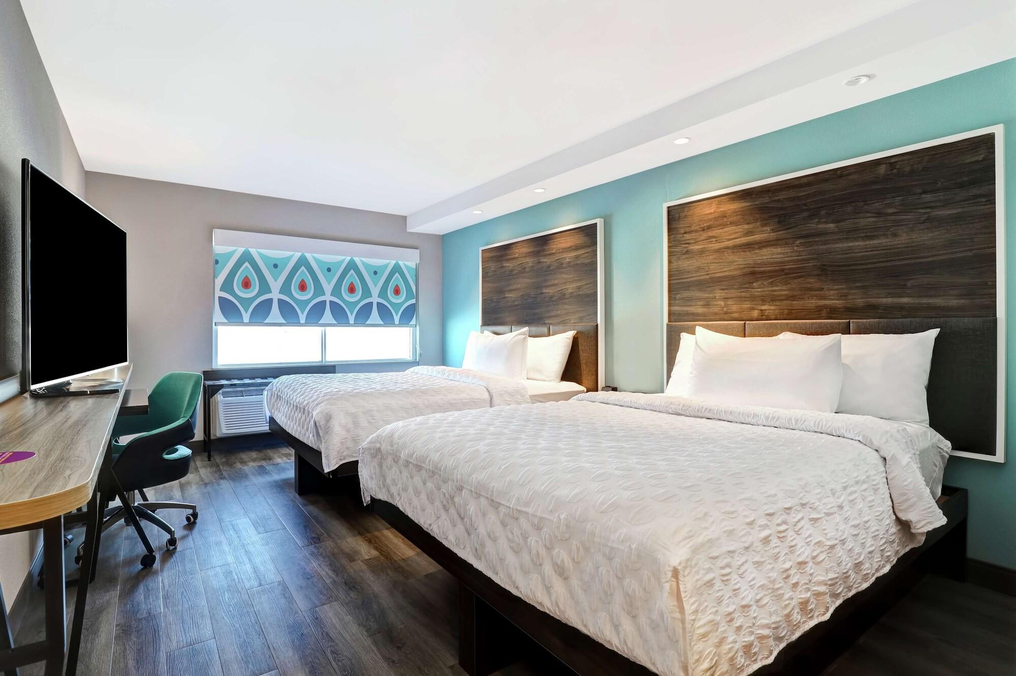Tru By Hilton Edmonton Windermere Εξωτερικό φωτογραφία