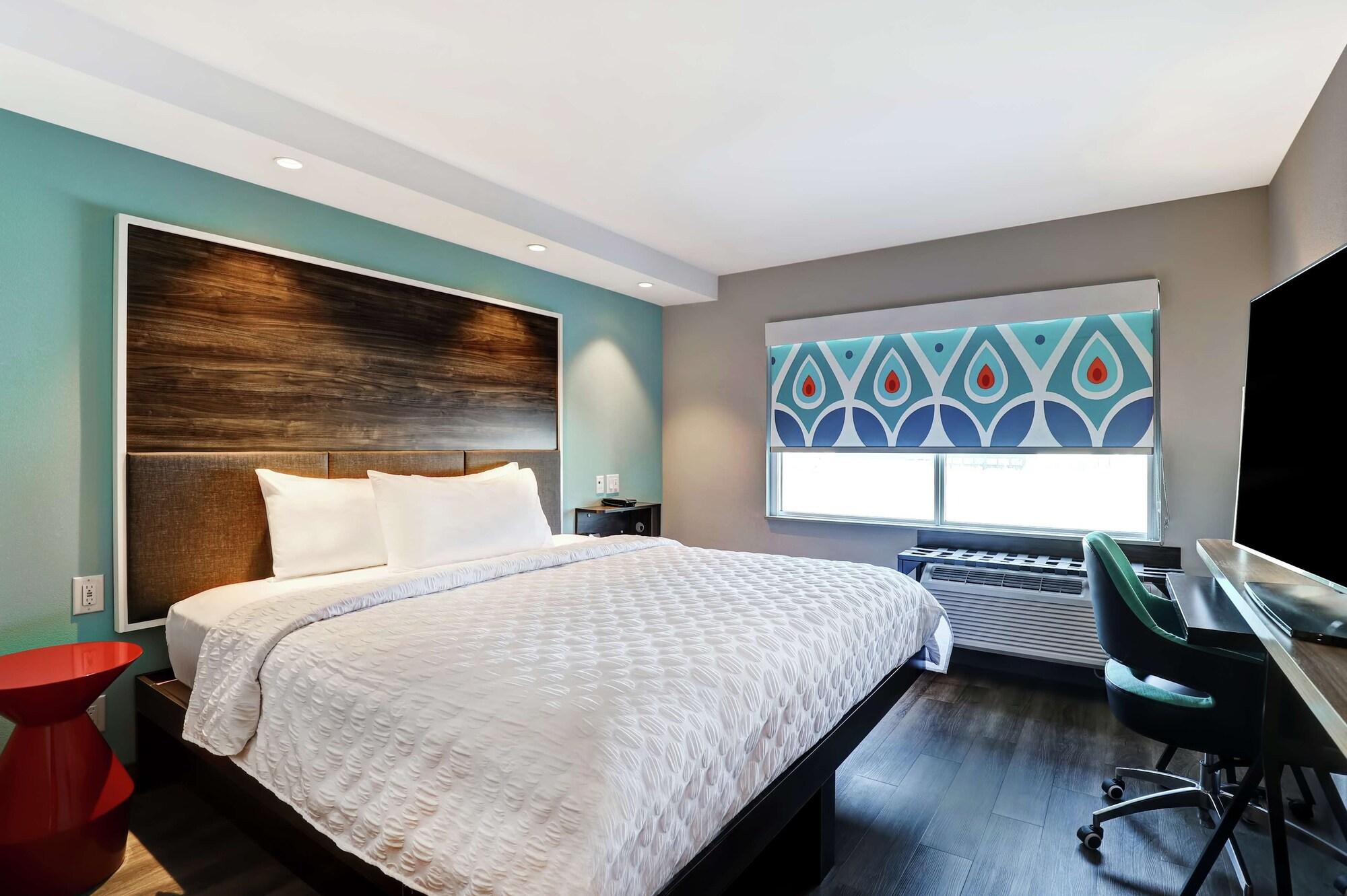Tru By Hilton Edmonton Windermere Εξωτερικό φωτογραφία