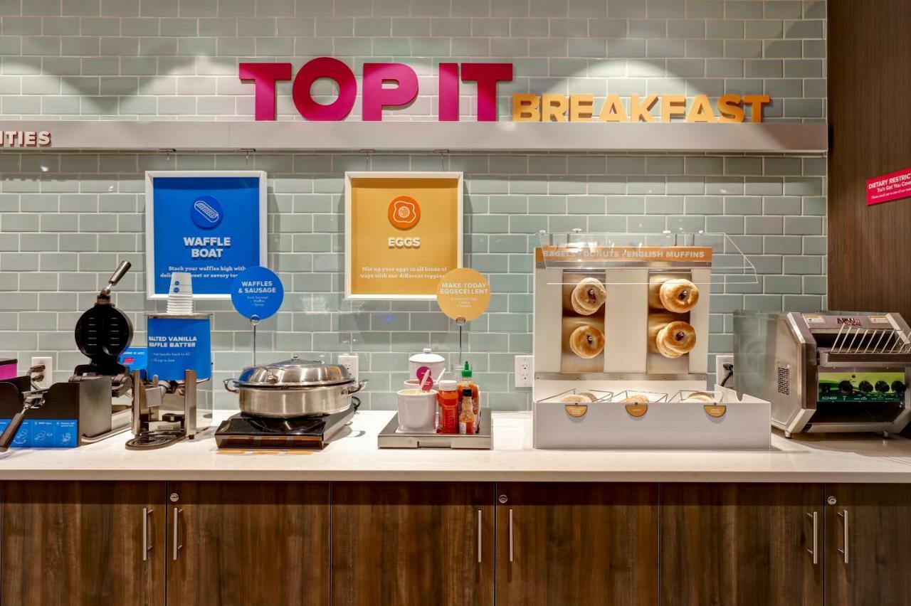 Tru By Hilton Edmonton Windermere Εξωτερικό φωτογραφία
