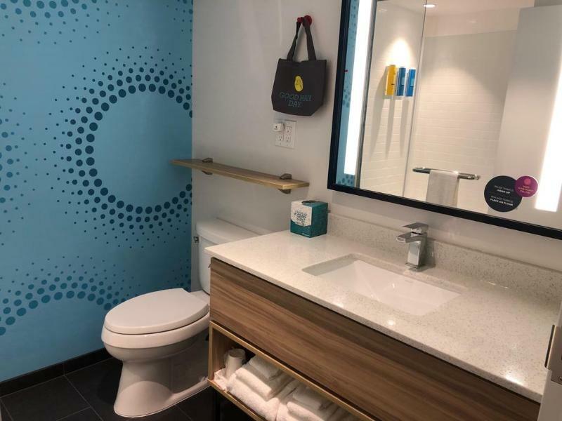 Tru By Hilton Edmonton Windermere Εξωτερικό φωτογραφία